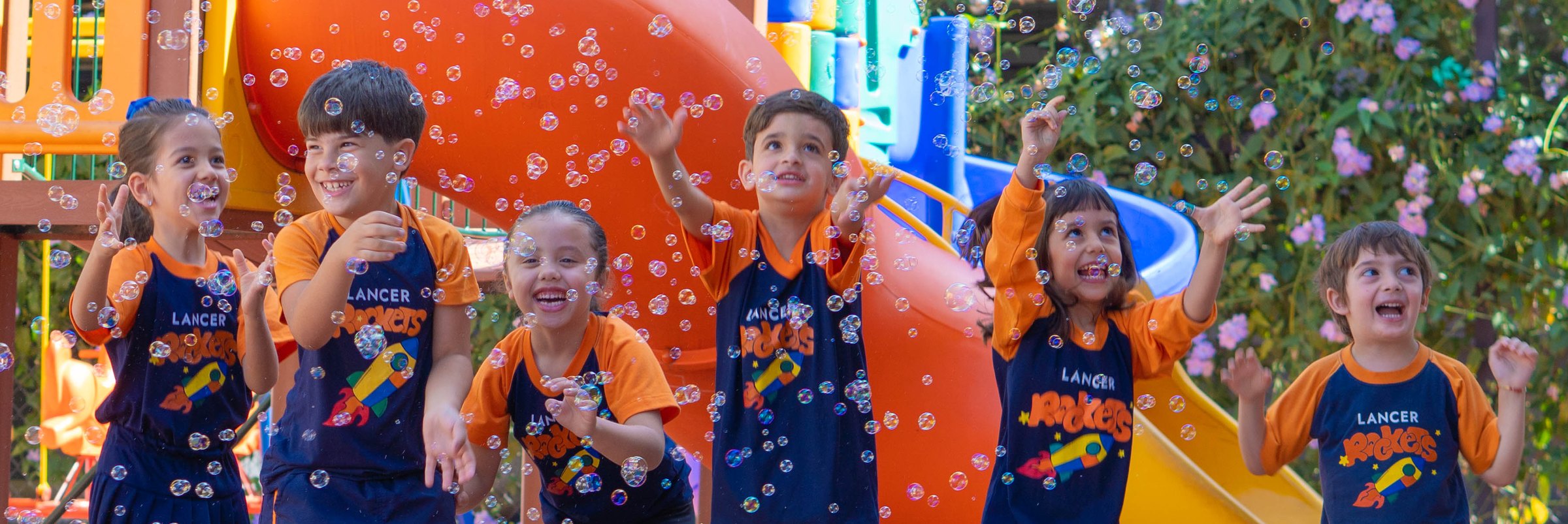 Alunos do Lancer em atividade no parque